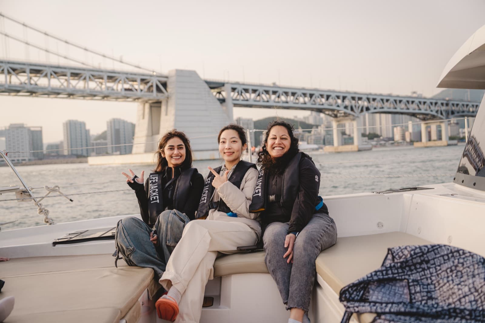 A yacht experience under Busan's Gwangan Bridge